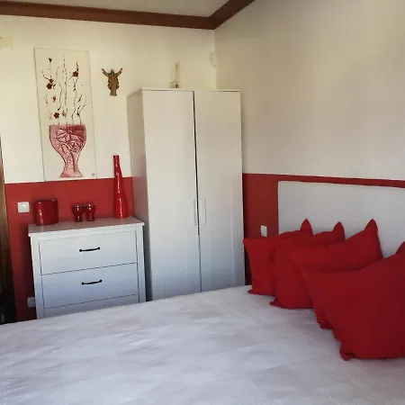 Near Fatima Porto de Mós